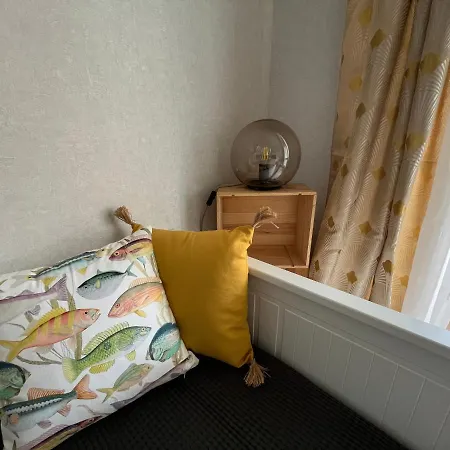 Apartamento L'escale Ensoleillee, 2 Pieces Sur Le Port Proche Juno *